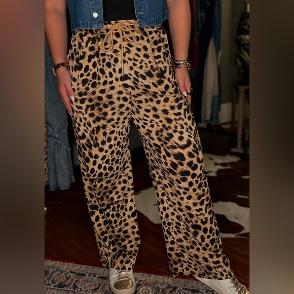 Cheetah Print Wide Leg Pants - Picture 1 of 2